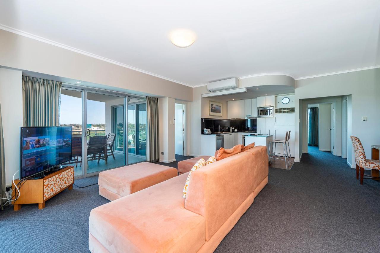A 406 Fantastic Ocean Beach And Marina View Apt - Мандура Екстериор снимка